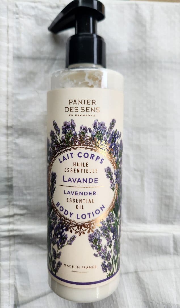 tria トリア スキンエイジングケアレーザー ボディミルクおまけつき