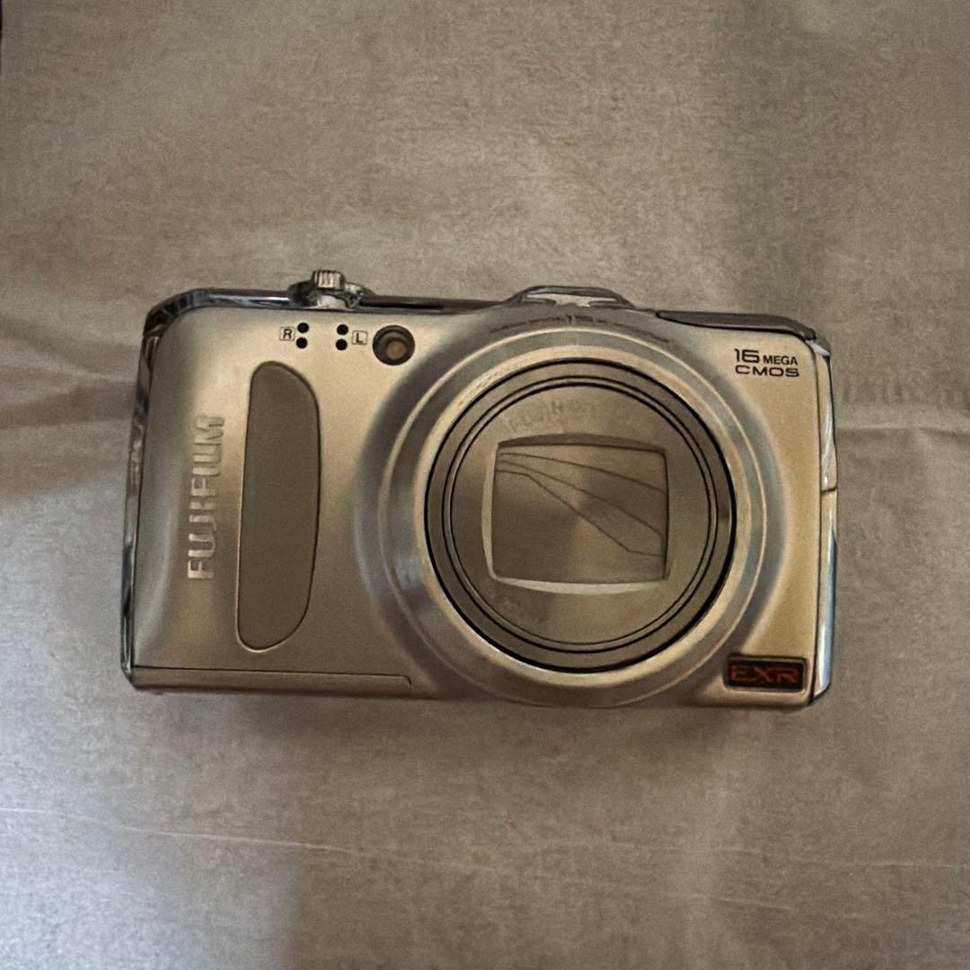 富士フイルム　デジカメ