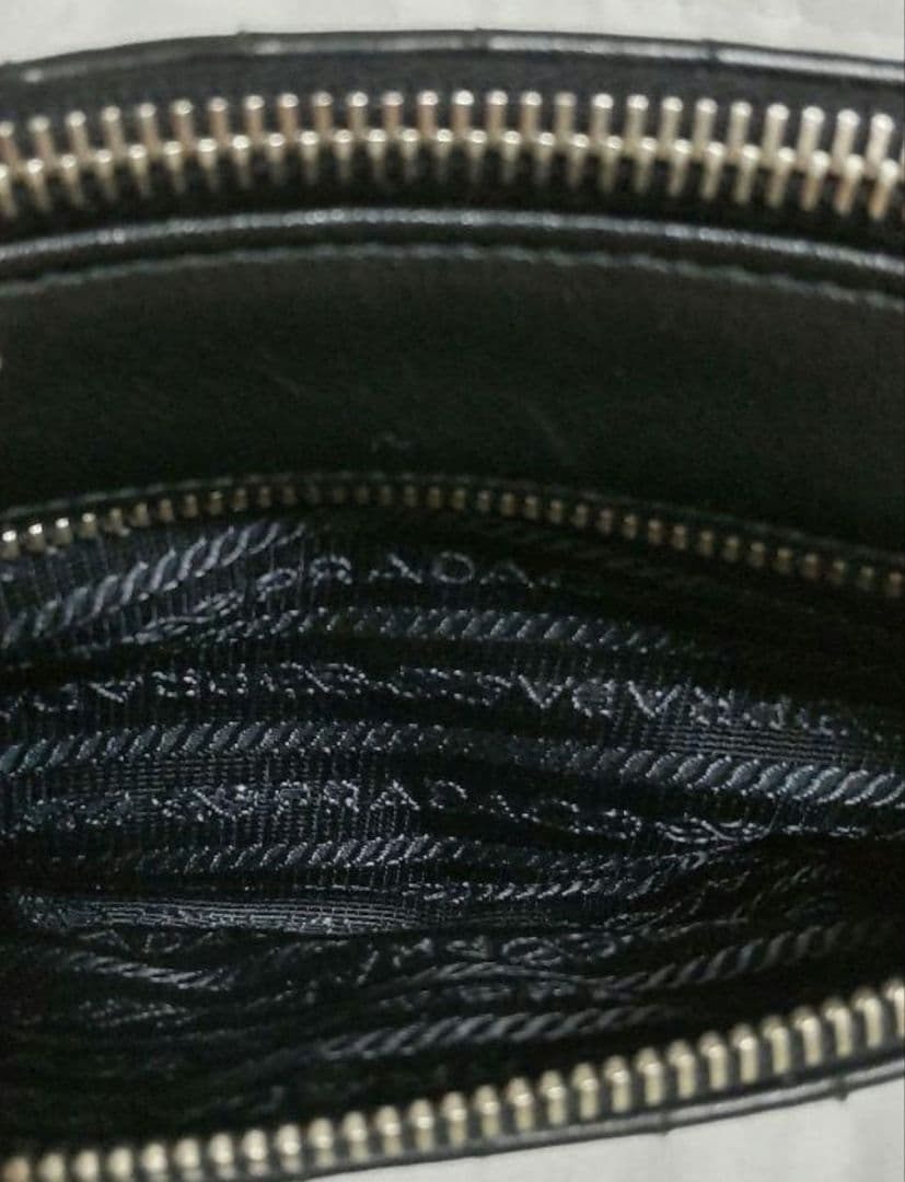 PRADA カーフレザー 2way ボディバッグ