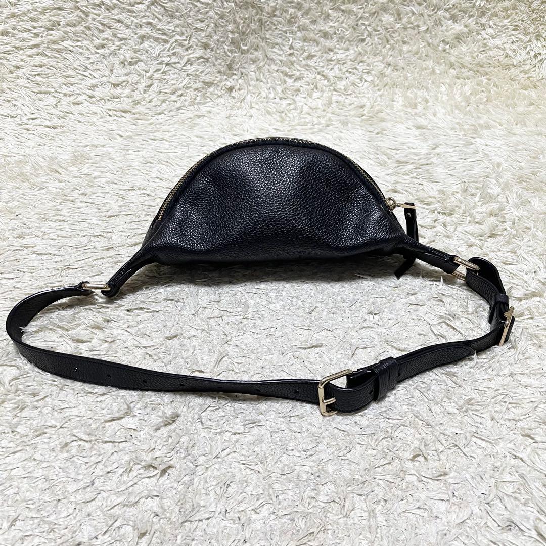 【極美品】コーチ　ボディバッグ　ウエストポーチ　レザー　本革　黒　ゴールド金具