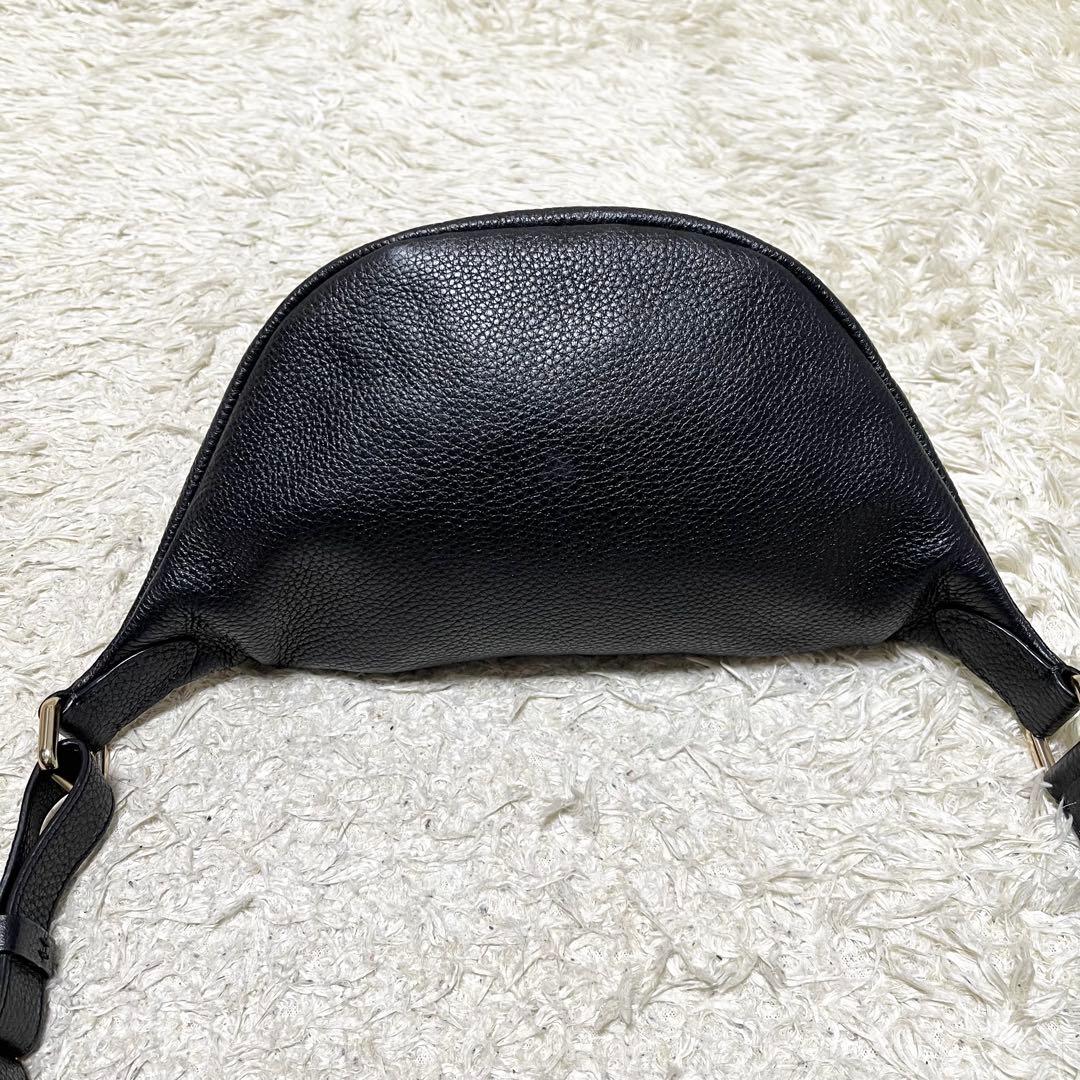 【極美品】コーチ　ボディバッグ　ウエストポーチ　レザー　本革　黒　ゴールド金具