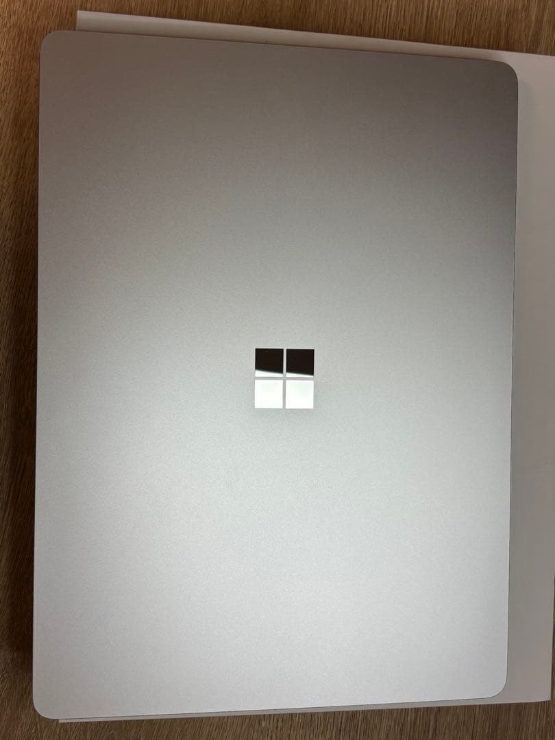 Surface Laptop 7th Edition 13.8インチ