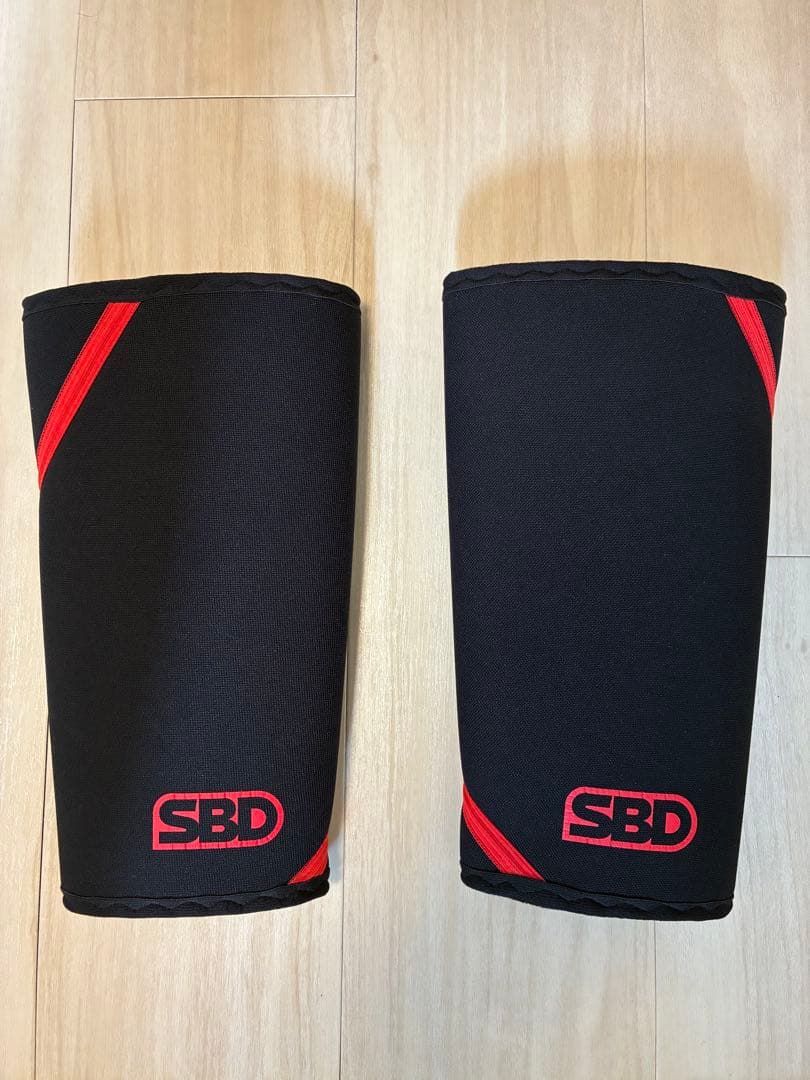 【ほぼ未使用】SBD ニースリーブ　Mサイズ【美品】