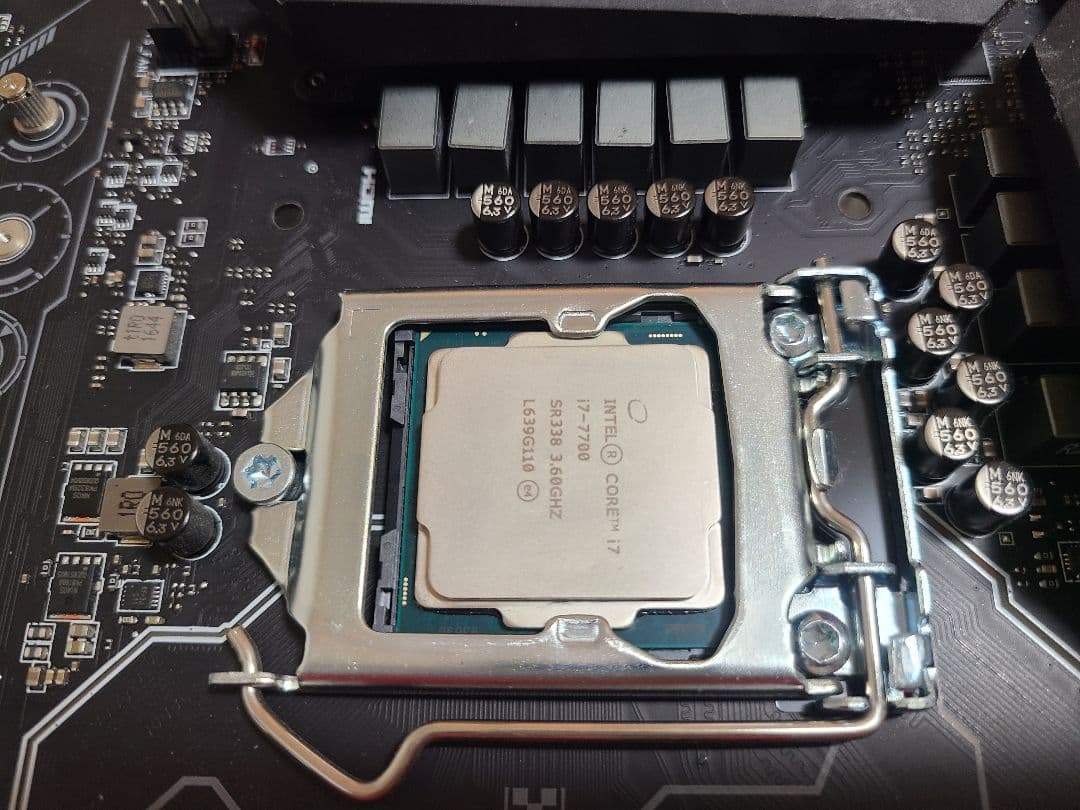 MSI マザーボード、corei7 cpu、16GBメモリ、白虎