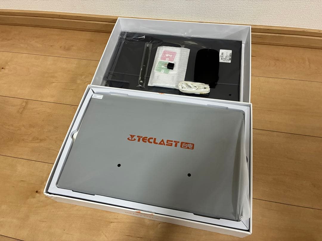 TECLAST テックラスト タブレット T70 14インチ