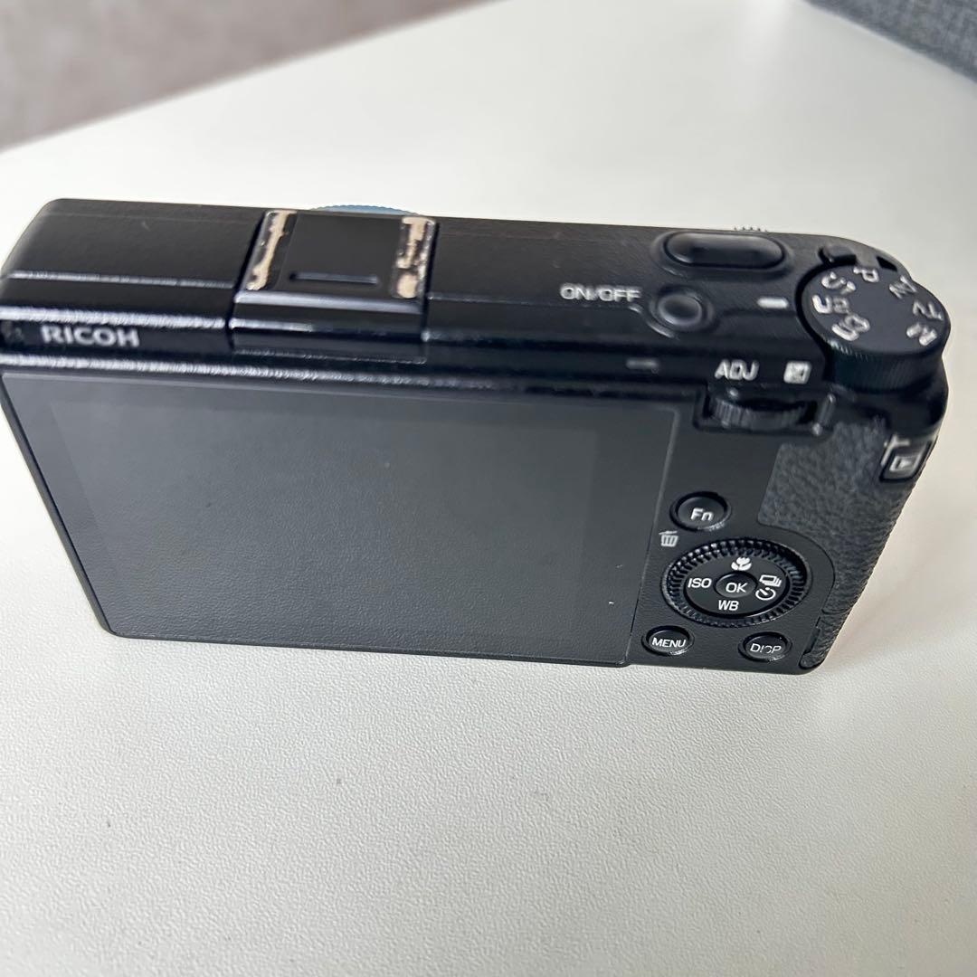 RICOH GR IIIコンパクトデジタルカメラ　撮影数3,565枚　ジャンク