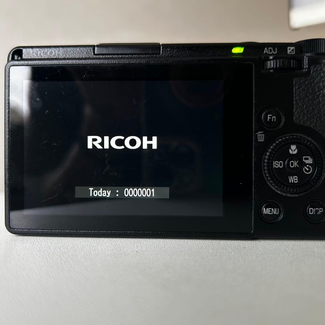 RICOH GR IIIコンパクトデジタルカメラ　撮影数3,565枚　ジャンク