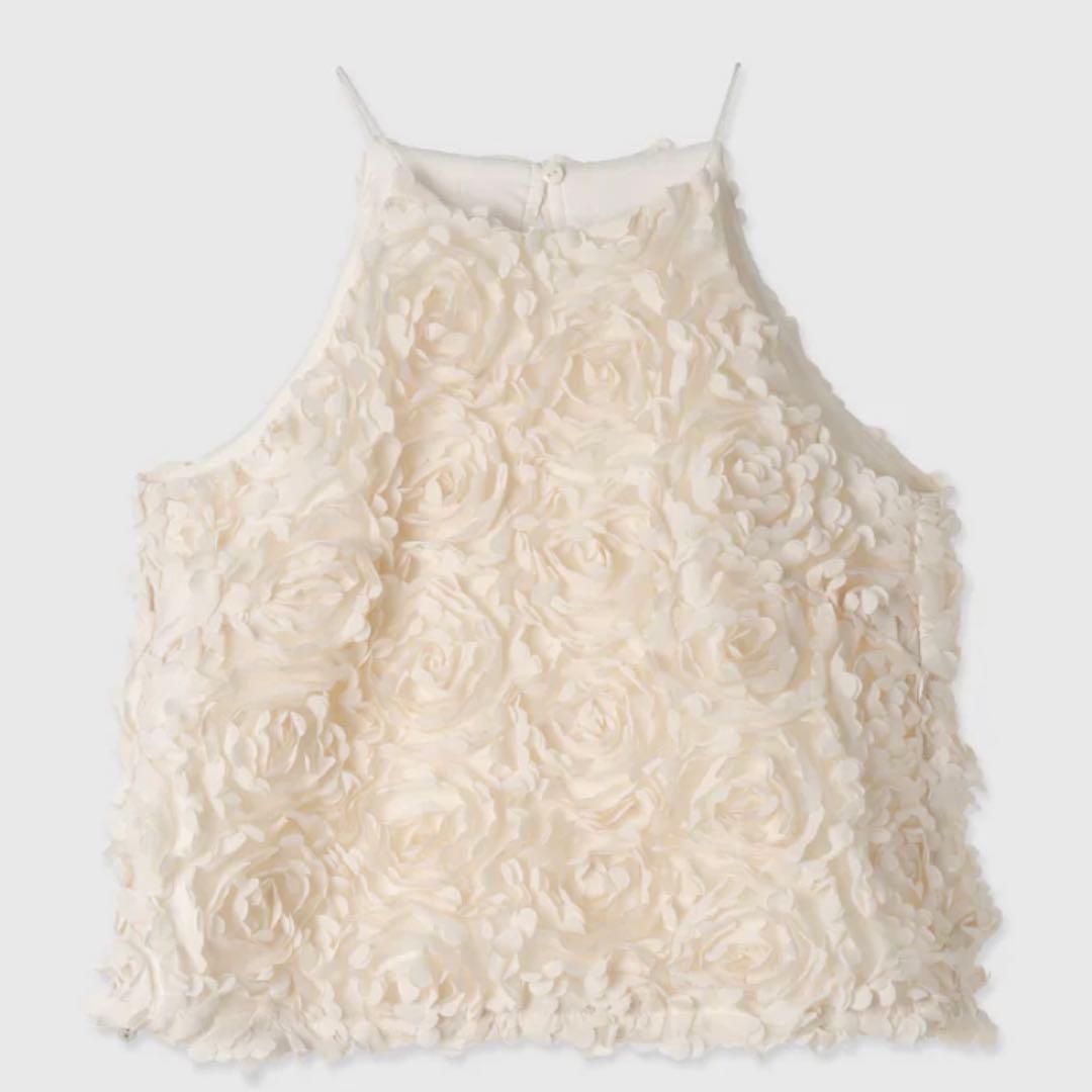 ボリュームフラワーモチーフアメスリトップス