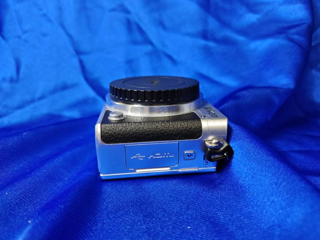 【新品】Nikon1 J5 ダブルレンズキット