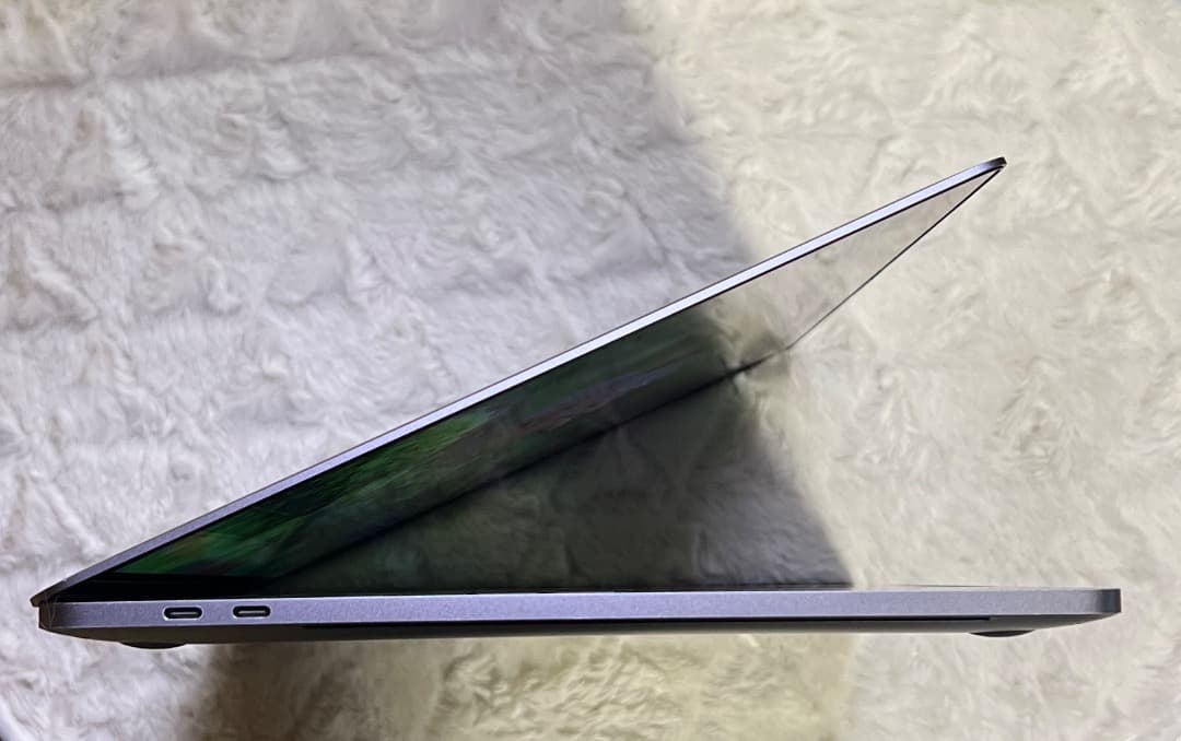 ダブルOS〜MacBook Pro 15-2019【CS6 / Office 】