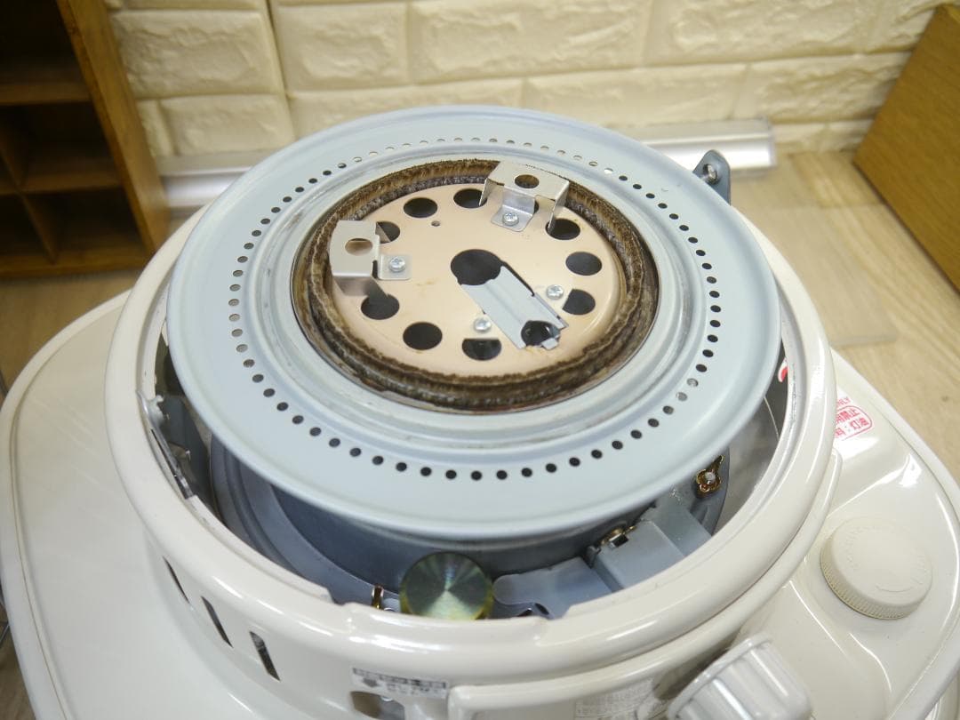 送料無料◆2024①◆コロナ　SL-6624　石油ストーブ　ホワイト 円筒形