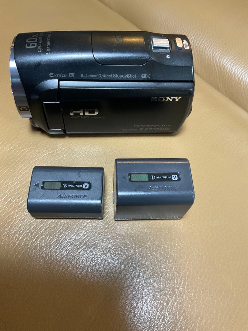 SONY HDカメラ HDR-CX670とバッテリー2個のセット