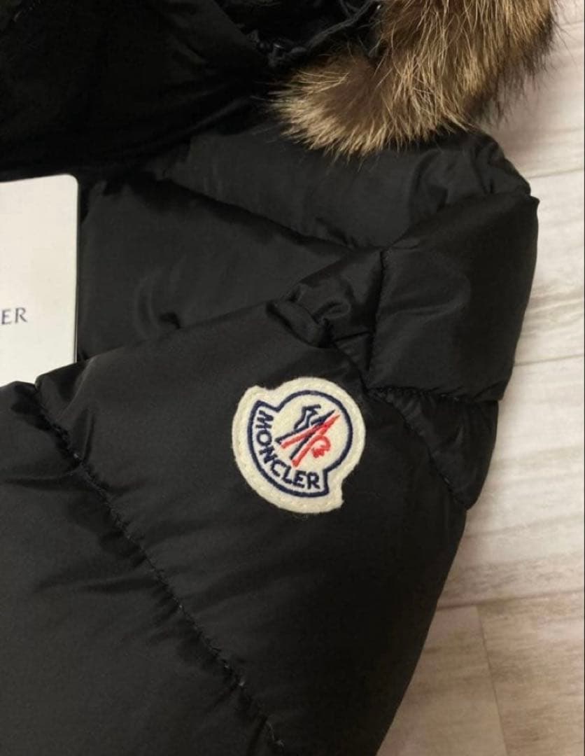 【新品本物】サイズ2モンクレール クルーニー ブラック ダウンD717