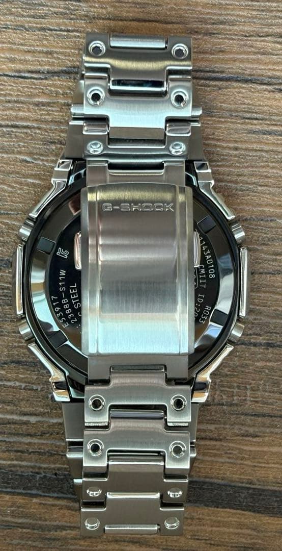 美品　G-SHOCK GM-B2100AD-2AJF GM-B2100 ブルー