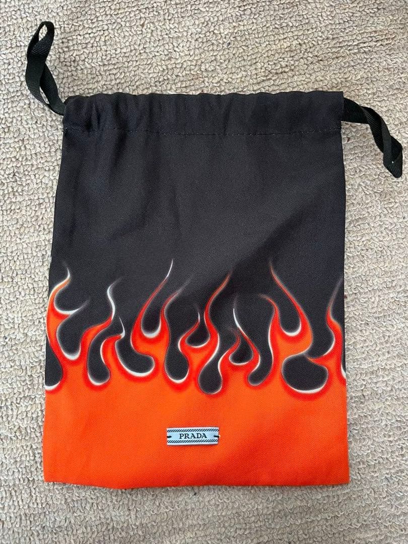 PRADAプラダ カードケース 名刺入れ トライアングルロゴ ライトブルー