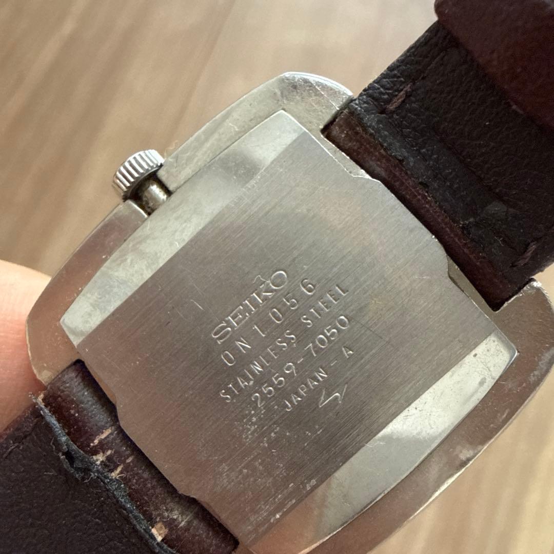 SEIKO 腕時計　スクエア　ビンテージ