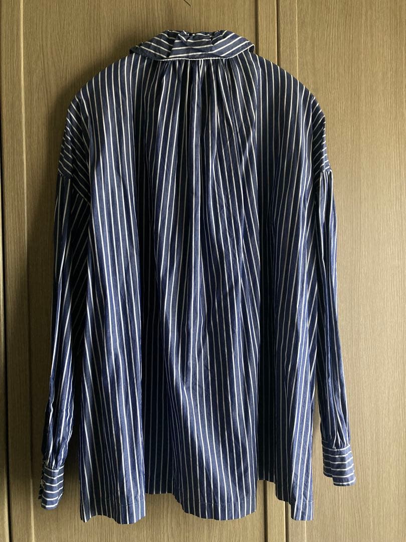 トゥジュー　toujours コットンラッフルシャツ フリルブラウス