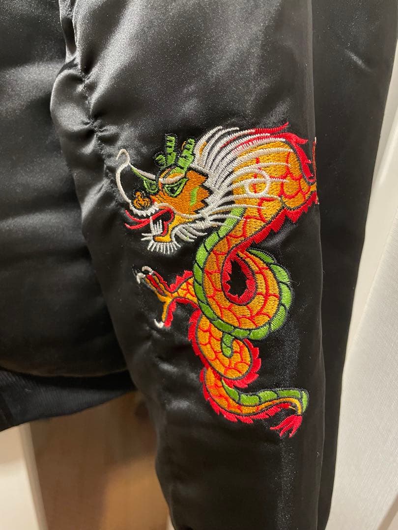 コリアンジャケット　ドラゴン刺繍　美品