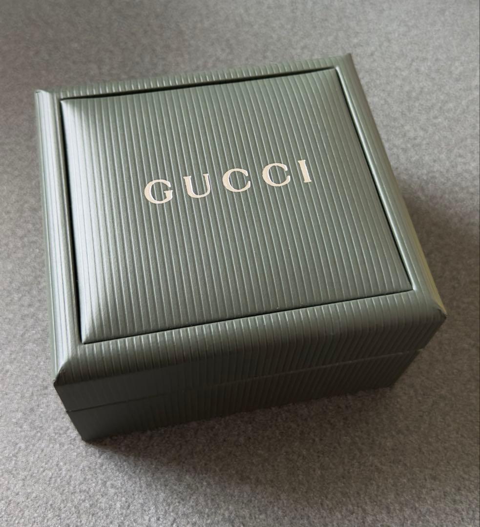 【極美品•稼働 】 箱付GUCCI グッチ 時計 1500L シルバー バングル
