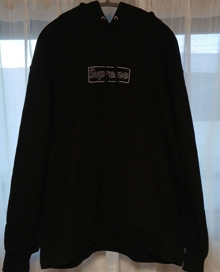 Supreme パーカー　1日限定早い者勝ち　値下げ不可消去