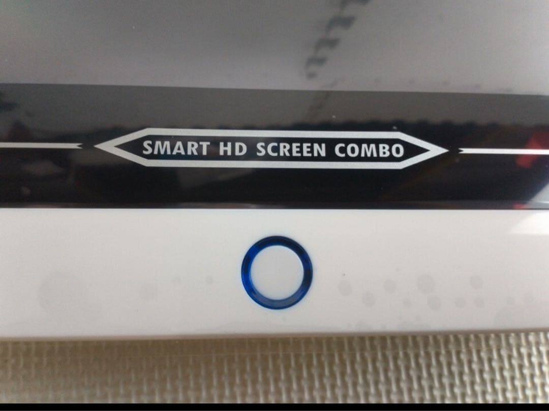 新品防犯カメラ　4CH Wireless NVR Kit