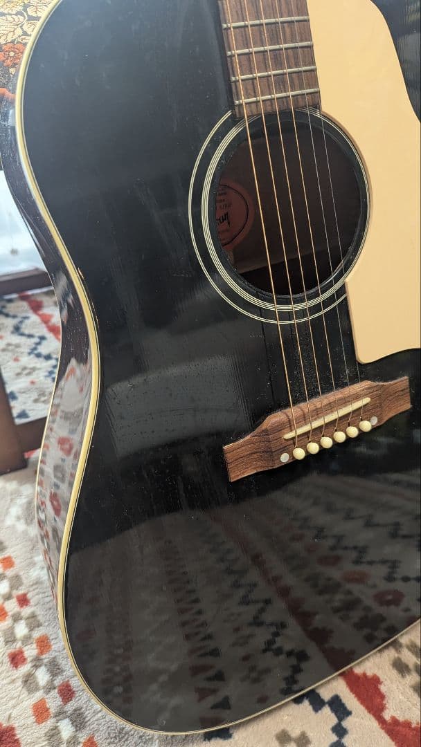 ギブソンJ-45　エボニーブラック