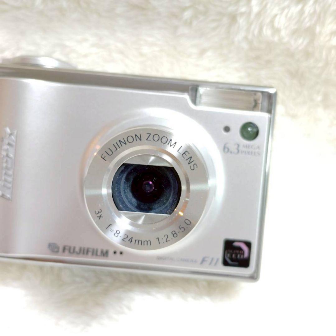 FUJIFILM FinePix F11 シルバー 箱 付属品