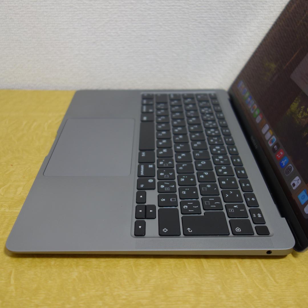 271）MacBook Air 2020 Apple　M1/8GB/SS256G