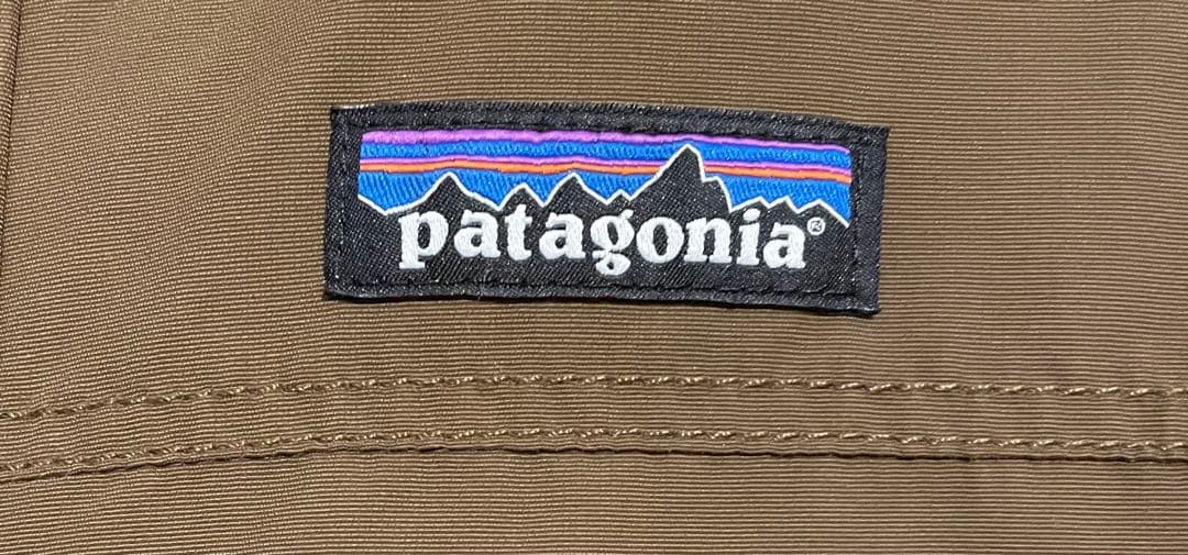 パタゴニア　イスマスジャケット　XSサイズ　　カラー　SEMT