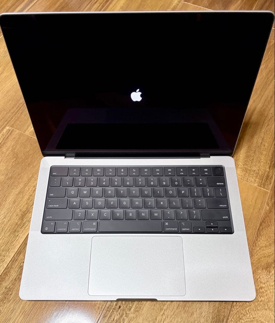 MacBookPro 14” M4 Max 36GB 1TB US配列 シルバー