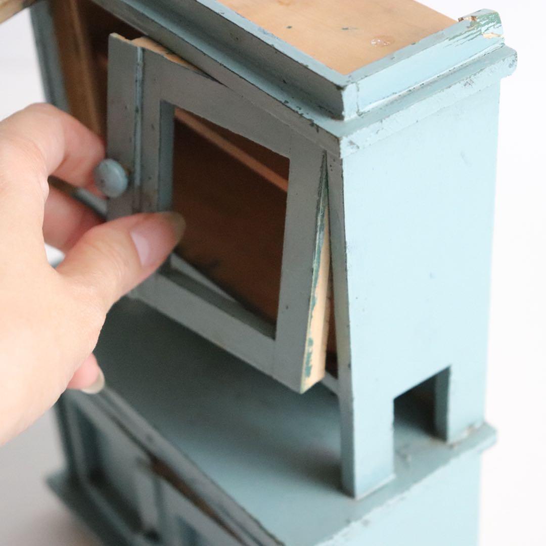 アンティーク　ドールハウス　食器棚　キャビネット　くすみブルー　ミニチュア家具