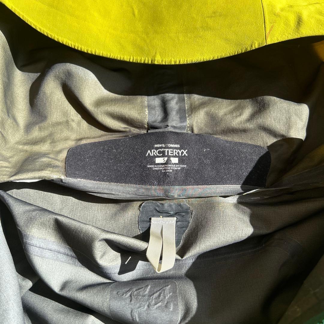 Arc’teryx LUSH jacket スノボーウェア