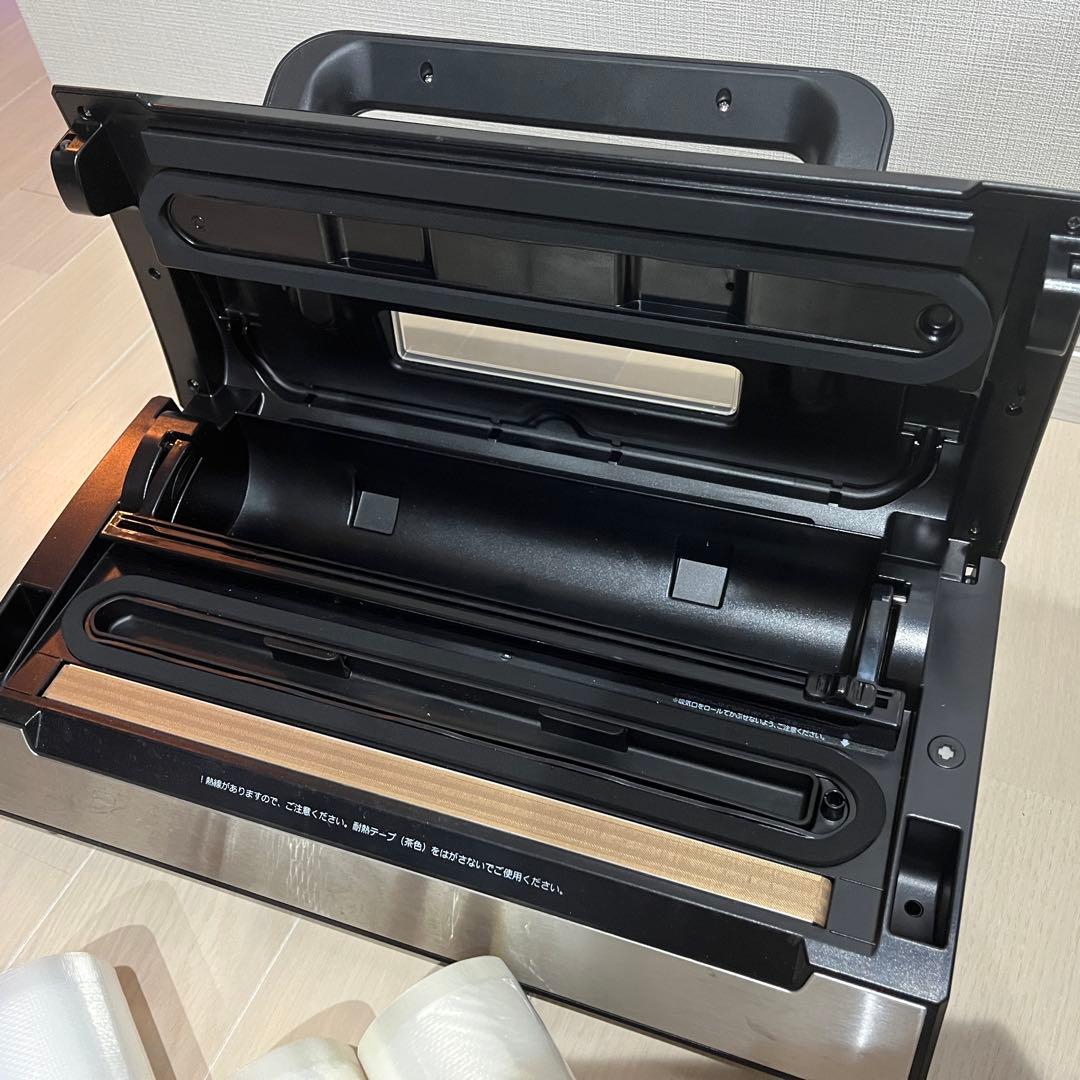 真空パックん PREMIUM ロール4本・付属品あり 動作確認済・中古品