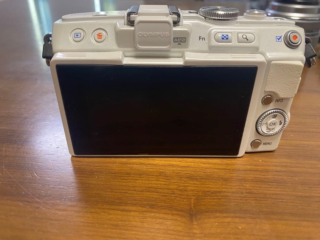 OLYMPUS E-PL6 ホワイト ダブルレンズ 付属品多数