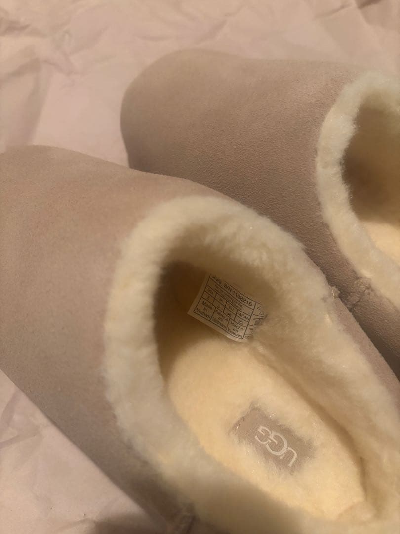 靴 UGG W PUMPED SLIDE 22