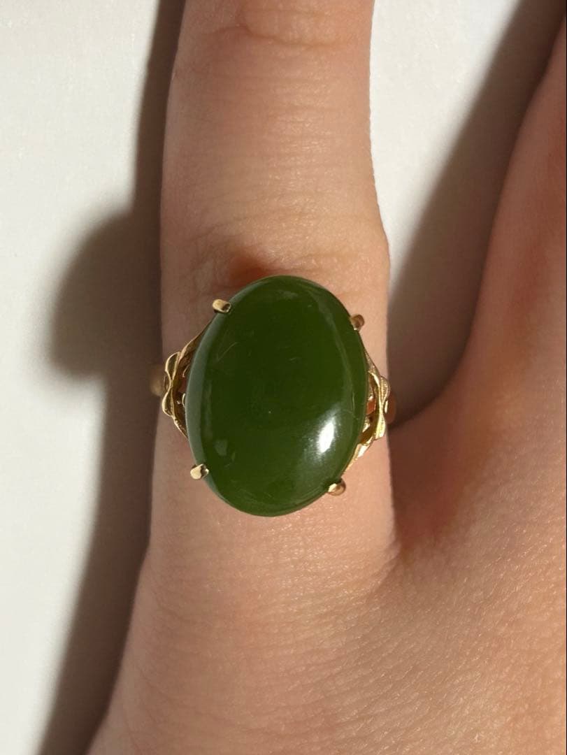 緑色の石　クラシックリング　18K 11号