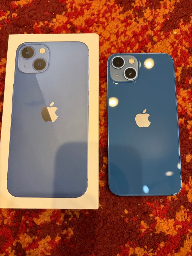 【超美品】iPhone13 128GB ブルー