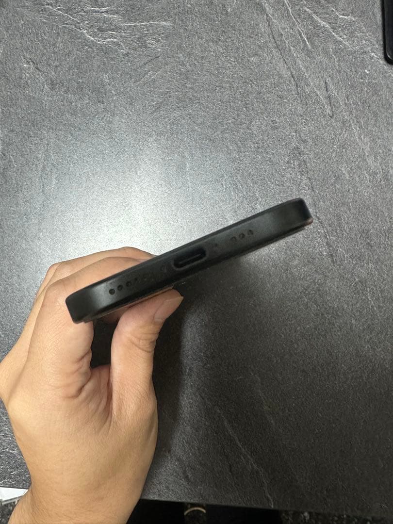 iPhone15 256GB SIMフリー　ブラック　美品