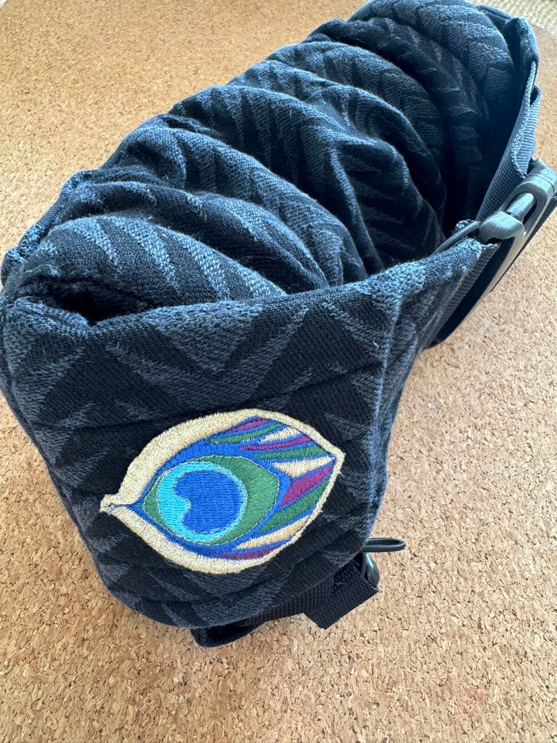 アーティポッペ　ベビーキャリア　抱っこ紐