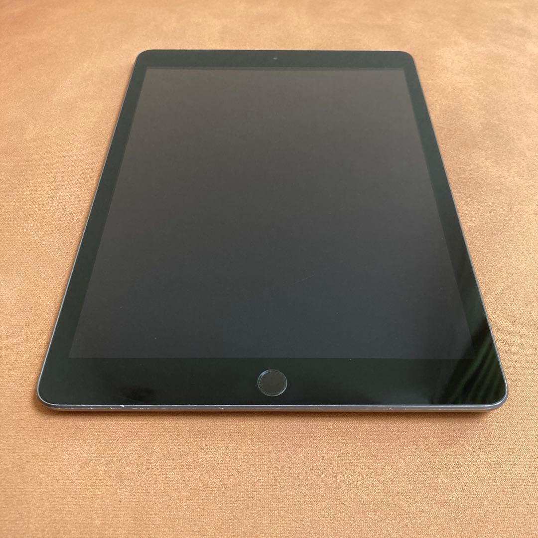 3322【早い者勝ち】iPad7 第7世代 32GB WIFIモデル☆