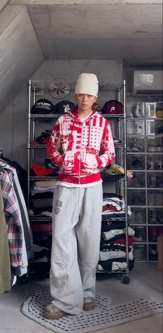 かつきくん着用　JADED LONDON ジップパーカー