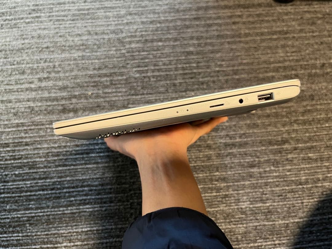 Windowsノート本体 ASUS VivoBook S13 S330UA Core i3 8130u