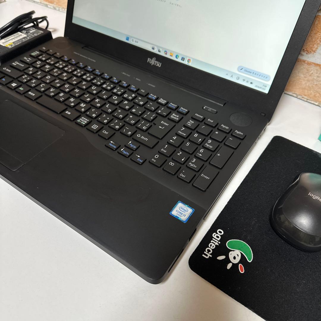 美品　FHD画面 富士通 ノートPC SSD Windows11 オフィス付き