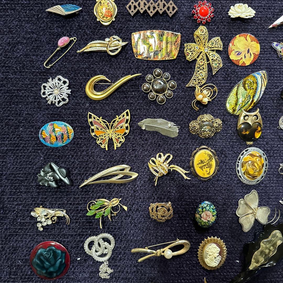 【vintage】ブローチまとめ売り　120個　大量　レトロ　昭和