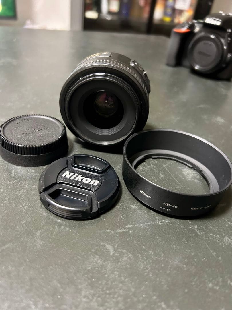 単焦点 Nikon AF-S NIKKOR 35mm F1.8 G フード付