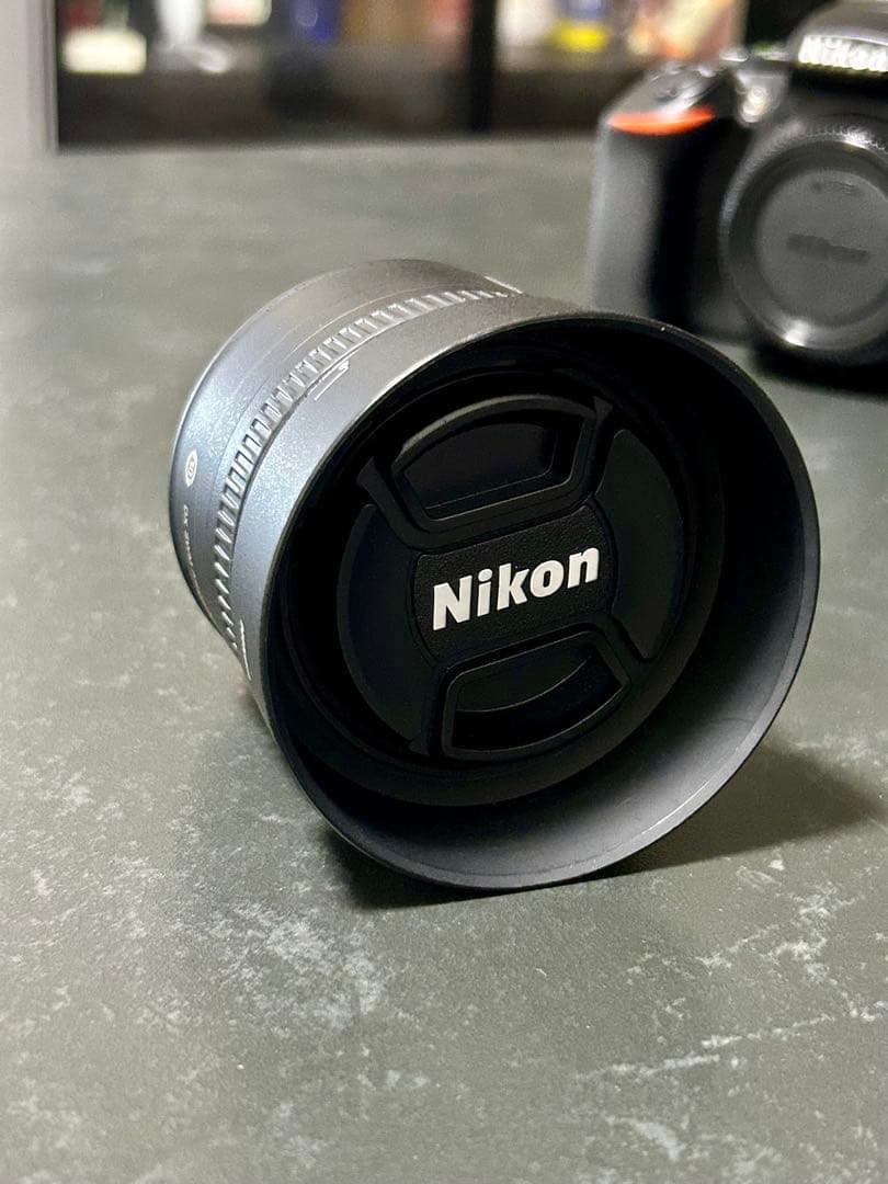 単焦点 Nikon AF-S NIKKOR 35mm F1.8 G フード付