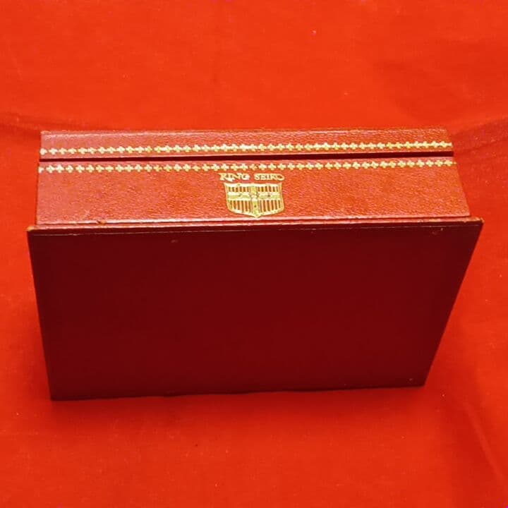 軽*沢様 キングセイコー化粧箱＆ベルト８本 おまけ４本