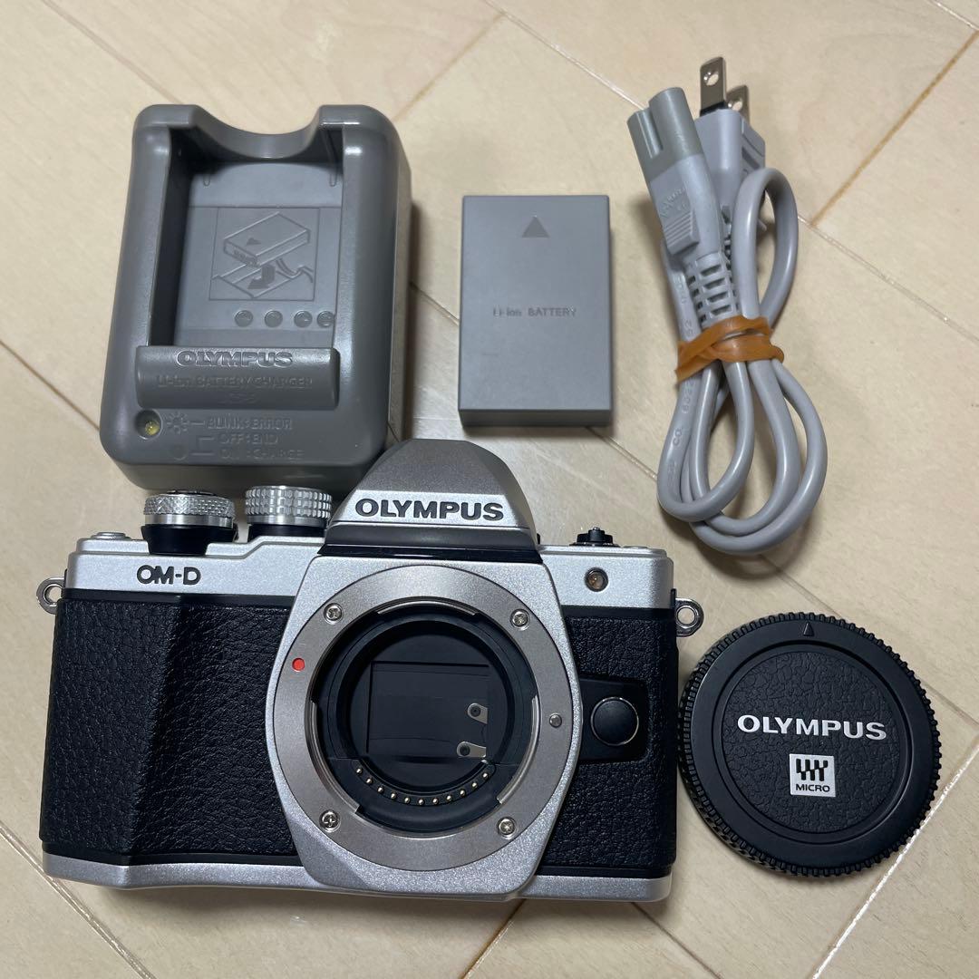 OLYMPUS OM-D E-M10Ⅱ ジャンク品　本体美品