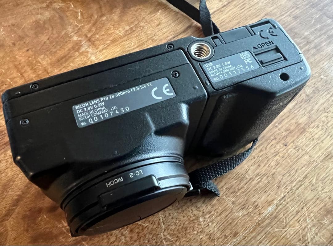 RICOH リコー GXR　/ デジタル一眼カメラ　ミラーレス