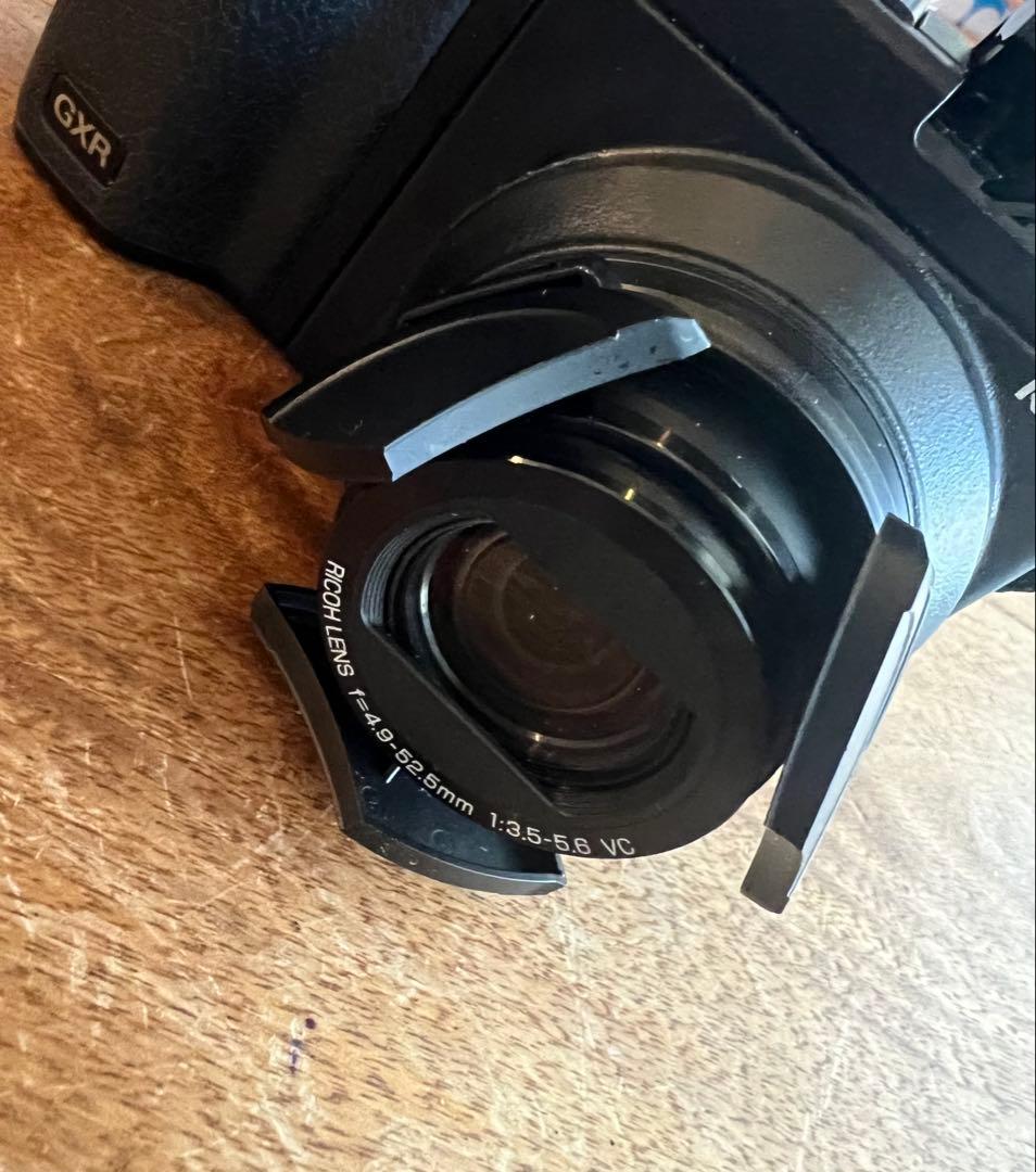 RICOH リコー GXR　/ デジタル一眼カメラ　ミラーレス